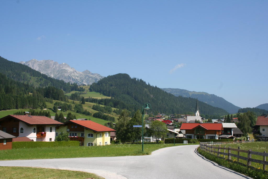 Hotel Pension Barbara Sankt Martin am Tennengebirge Luaran gambar