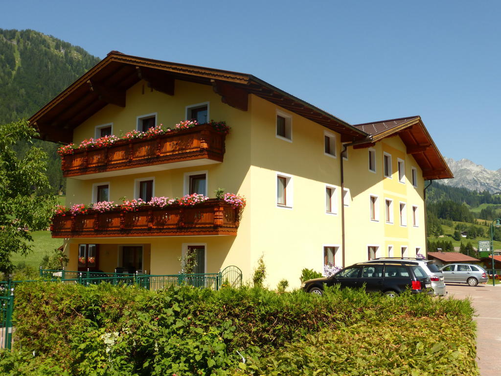 Hotel Pension Barbara Sankt Martin am Tennengebirge Luaran gambar