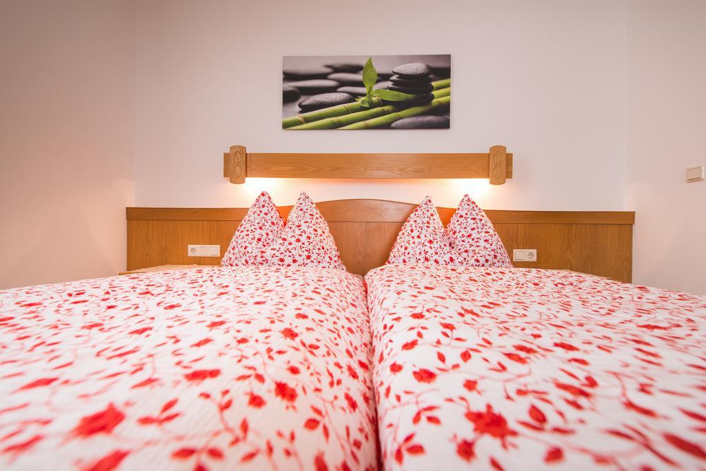 Hotel Pension Barbara Sankt Martin am Tennengebirge Luaran gambar
